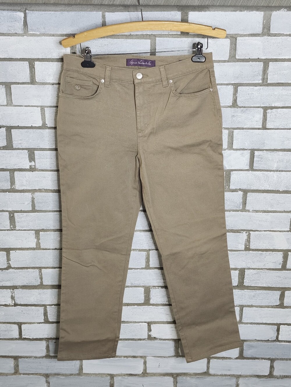 • Gloria Vanderbilt Women's Amanda Denim Tapered Jeans Petite Size 10P Brown